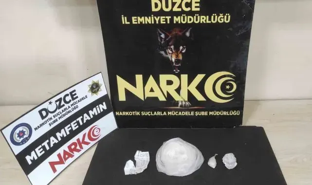 Düzce'de 3 uyuşturucu satıcısı tutuklandı