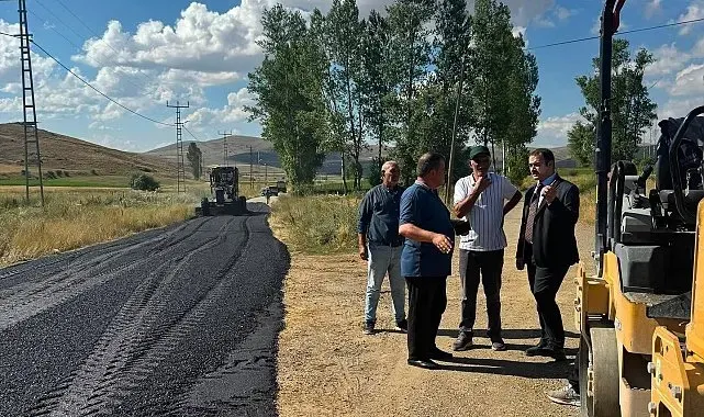 Demirözü'nde kaymakamdan vatandaş ve yol çalışmalarına ziyaret
