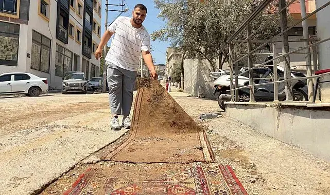 Bayraklı'da bozuk ve çamurlu yollar vatandaşı isyan ettirdi