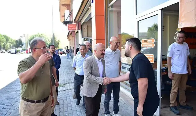 Vali Varol, Toptan Gıdacılar Çarşısı'nda esnaf ve vatandaşlarla buluştu