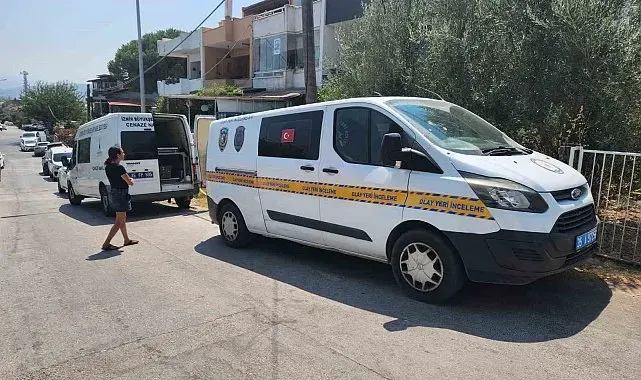 Urla'da korkunç olay: Anne ve oğlu evde ölü bulundu