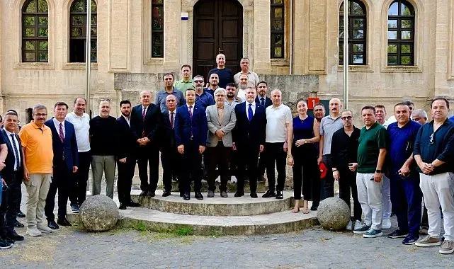 MEB üst yönetimi ve 81 il müdürü Cizre'nin tarihî mirasını yerinde inceledi