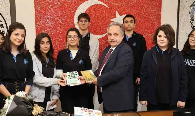 Talaslı öğrencilerden Başkan Yalçın'a teşekkür ziyareti