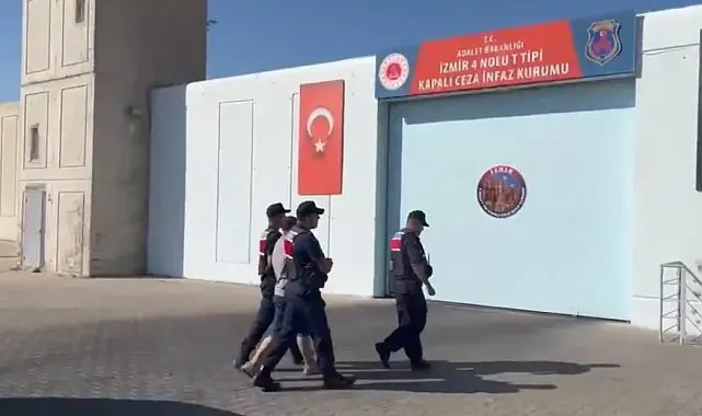 İçişleri Bakanlığı: "9 göçmen kaçakçılığı organizatörü ile 132 düzensiz göçmen yakalandı"