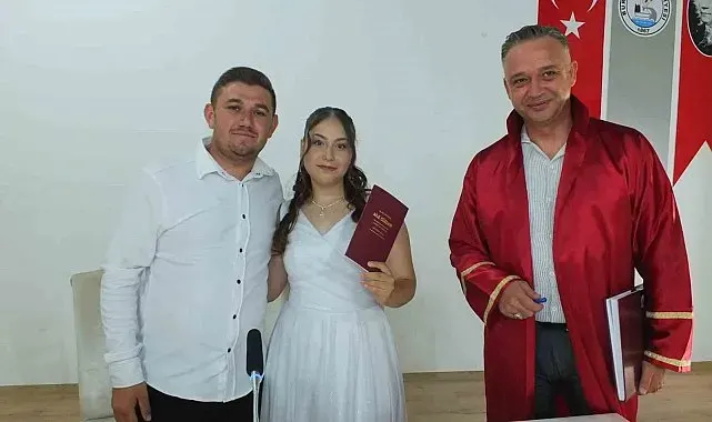 Burhaniye'de düğün sezonu devam ediyor