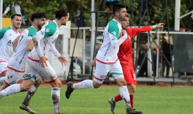 Karşıyaka'nın golcüsü deplasmanda atıyor