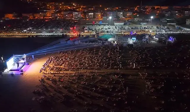 Bursa'da binlerce kişi meteor yağmuru için bir araya geldi