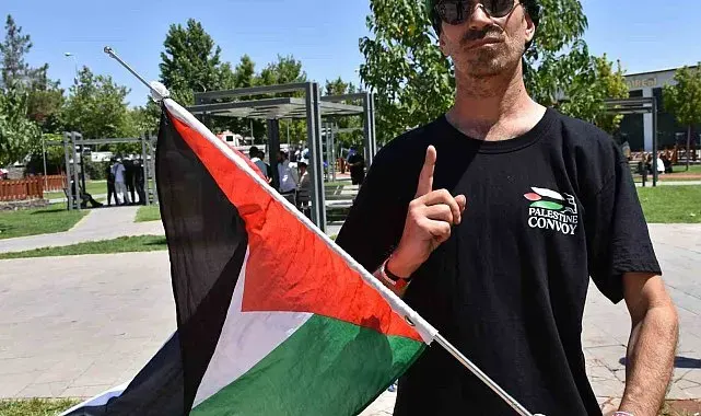 Filistin Konvoyu'na katılan Fransız aktivist müslüman oldu