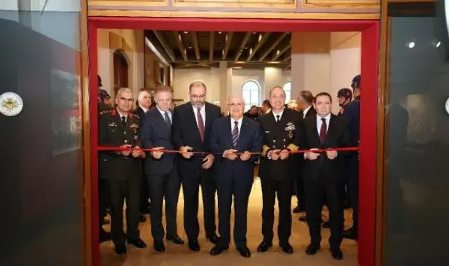 Bakan Güler, Cumhuriyet'in 100'üncü Yılı Sergisi'ni açtı