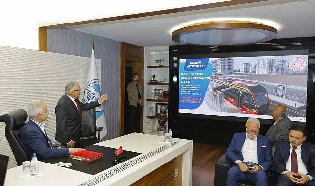 Bakan Uraloğlu: "Kayseri'nin ulaştırma problemleriyle dertlenmeye devam edeceğiz"