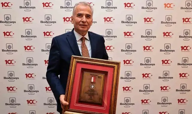 Avrasya Hizmet Ödülü, Başkan Zolan'ın oldu