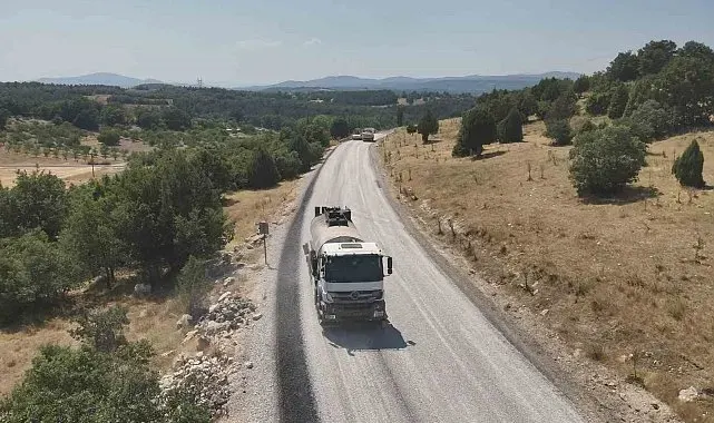 Büyükşehir Harmancık'ta da yolları yeniliyor