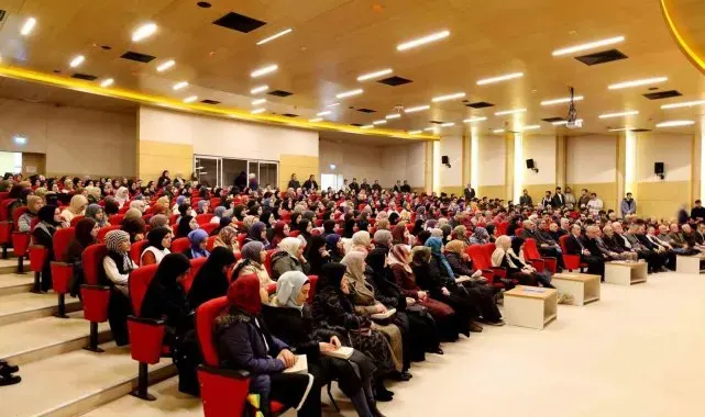 Eski Din İşleri Yüksek Kurulu Başkanı Küçük, Sakarya'da anıldı