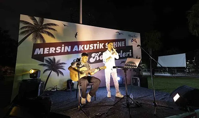 Mersin'de yaz akşamları akustik konserlerle renkleniyor