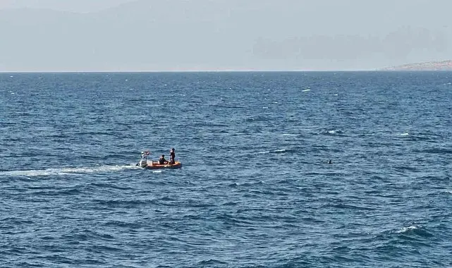 Van Gölü'nde akıntıya kapılan yüzücü sahil güvenlik ekiplerince kurtarıldı