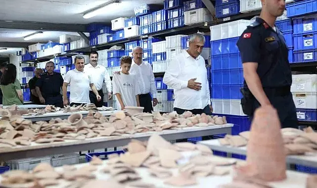 Vali Toraman, Apollon Smintheion ve Assos Antik kentinde incelemelerde bulundu