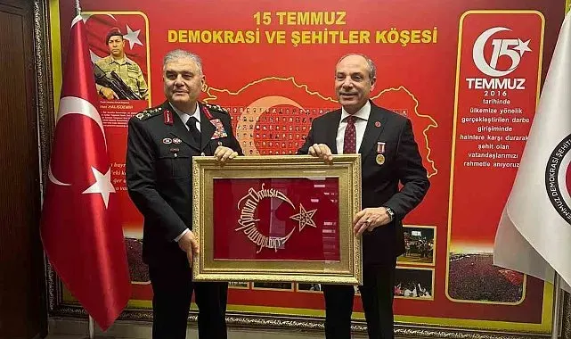 Orgeneral Çardakcı'dan 15 Temmuz Demokrasi Şehitleri, Gazileri ve Terör Mağdurları Derneğine ziyaret
