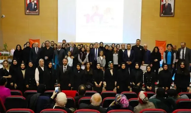 Başkan Pekmezci Rekabet Kurumu Kız Anadolu Lisesinin düzenlediği programa katıldı