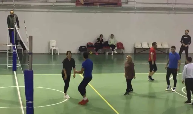 Osmaneli'de Öğretmenler Günü Voleybol Turnuvası