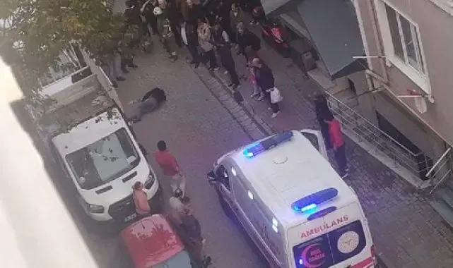 Küçükçekmece'de tutsak tutuldukları binadan atlayan 2 kişiden biri hayatını kaybeti