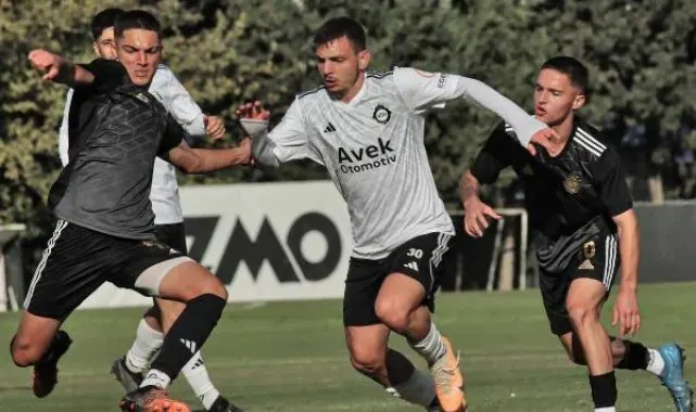 Altay arayı özel maçla geçirdi