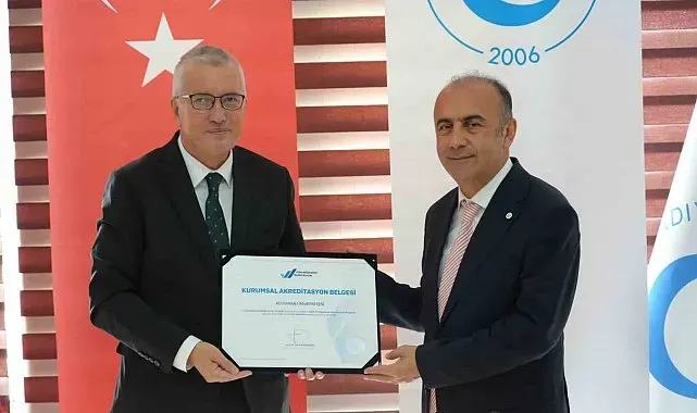 YÖKAK'tan Adıyaman Üniversitesi'ne kurumsal akreditasyon belgesi