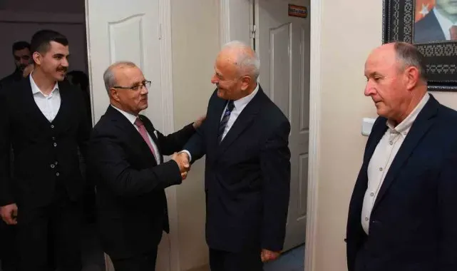 Başkan Kayda'dan, AK Parti İlçe Başkanı Aksoy'a hayırlı olsun ziyareti