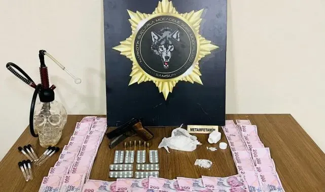Samsun'da uyuşturucuyla yakalanan 2 kişi gözaltına alındı