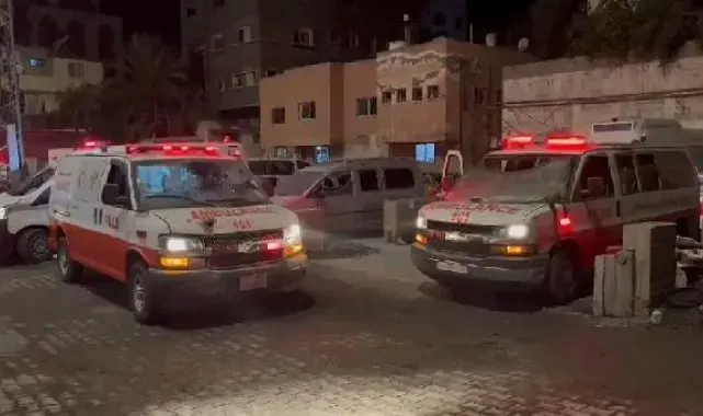 Filistin Kızılayı, 2 ambulansının daha vurulduğunu açıkladı