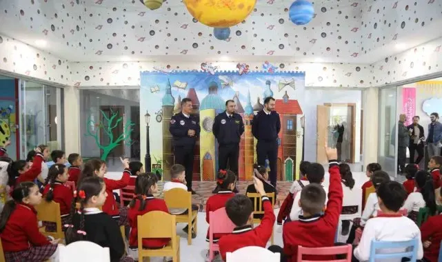 Çocuklar, gelecekteki mesleklerine Gaziantep Büyükşehir'le karar veriyor