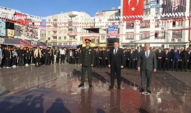 Sınır kent Kilis'te 10 Kasım töreni