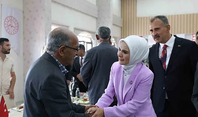 Bakan Göktaş, Ağrı'da şehit yakınları ve gazilerle buluştu: "Terörsüz Türkiye tarihi bir adımdır"