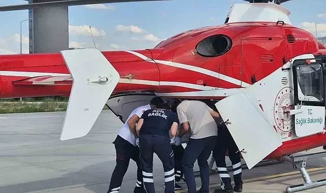 Tokat'ta tedavi gören yaşlı kadın helikopter ambulansla Konya'ya sevk edildi