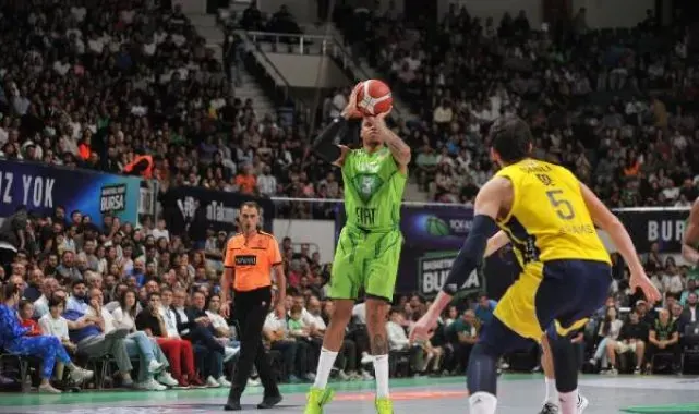 TOFAŞ - Fenerbahçe Beko: 86-95