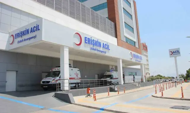 Elektirkli bisikletle motosiklet çarpıştı: 3'ü çocuk 4 yaralı