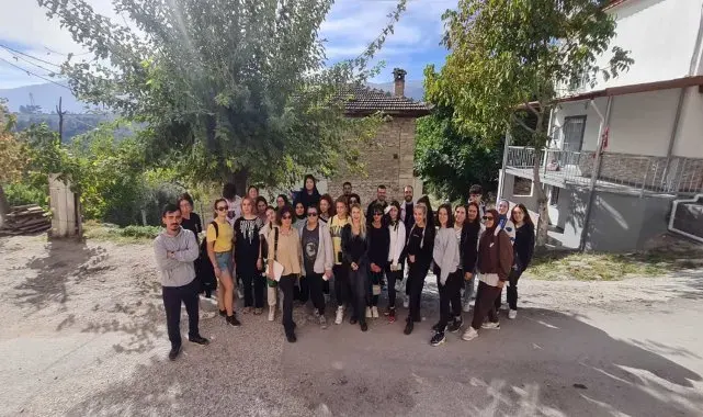 Üniversiteliler tarihi Hisar köyünden geçmişe ışık tutacak
