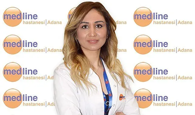 Dr. Özbek: "Aileler çocuklarına susamalarını beklemeden düzenli aralıklarla su içirmeli"