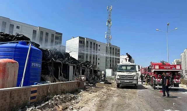 Konteyner yatakhane alevlere teslim oldu