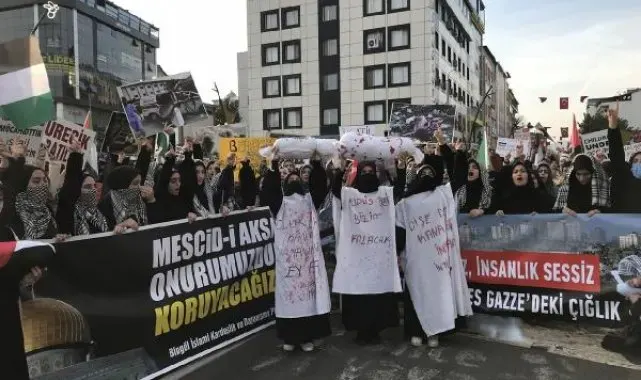 Bingöl'de kadınlardan İsrail protestosu