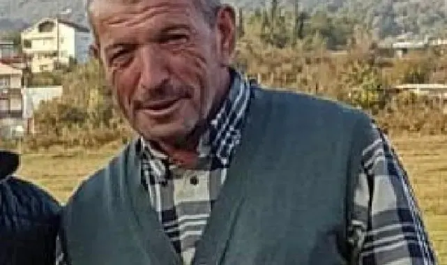 Oğlunu bıçaklayarak öldürdü