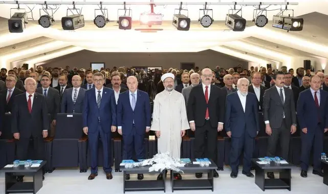 Diyanet İşleri Başkanı Erbaş, Uluslararası Serahsi Sempozyumuna katıldı