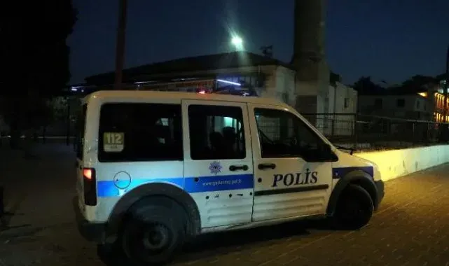 Tartışma sırasında dini değerlere küfretti; kendisini uyaran imamı bıçakla ağır yaraladı