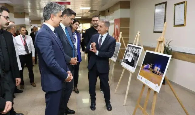 "100 Yıldır Aynı Aşk ve Heyecanla" temalı fotoğraf sergisi