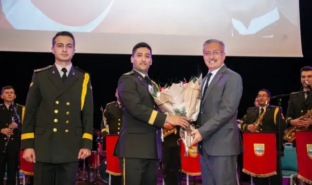 EBYÜ'de 29 Ekim Cumhuriyet Bayramı 100. Yıl Konseri düzenledi