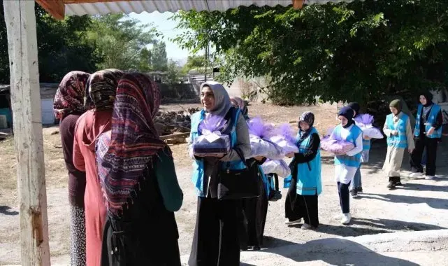 Nişanlı kıza çeyiz sürprizi