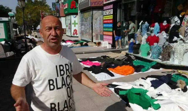 Patlayan su borusu tekstil mağazasında 3 milyon zarara yol açtı