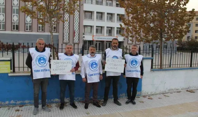 Öğretmenler odasına konulan kamera kaldırıldı