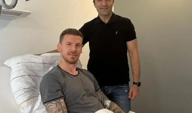 Fenerbahçe'de Serdar Aziz ameliyat oldu