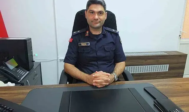 Burhaniye'de Jandarma Komutanı Topçu görevine başladı
