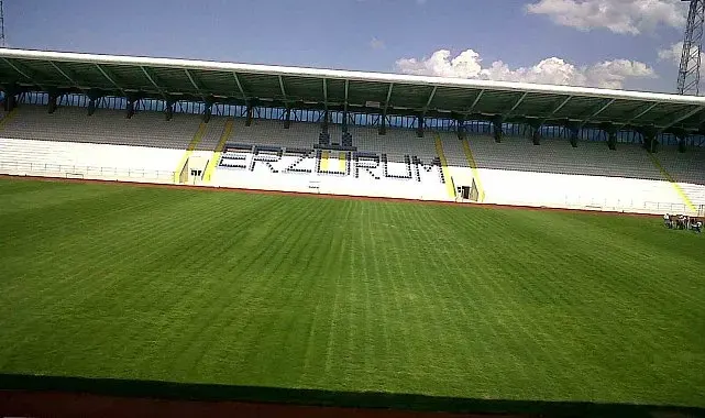Kazım Karabekir Stadyumu'nda 4 tribün tam kapasiteyle açıldı